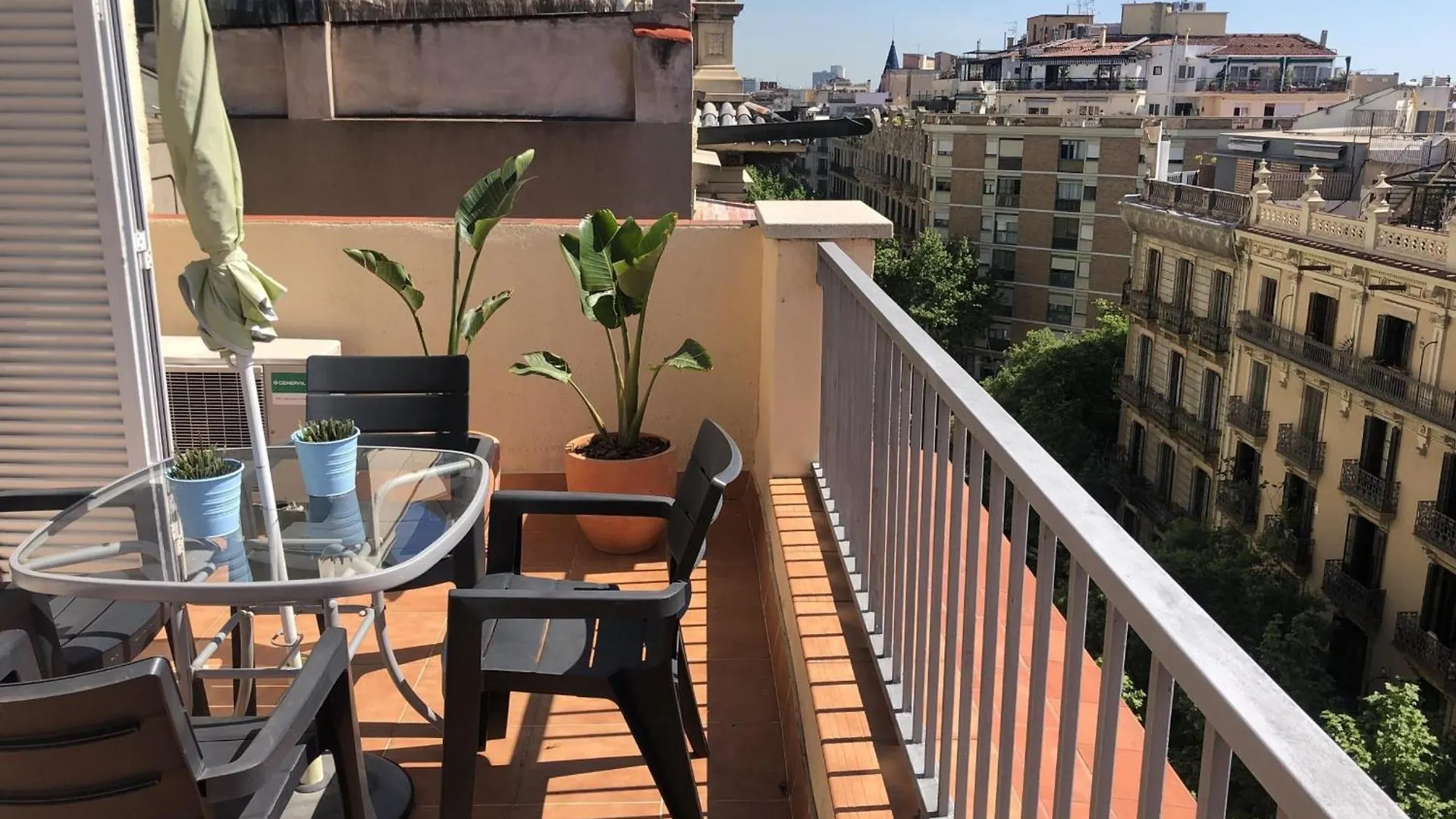Apartamento Con Terraza Privada Y Wifi En El Corazon De Barcelona - Es-341-5 0*,